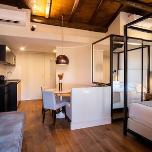Smeraldo Townhouse