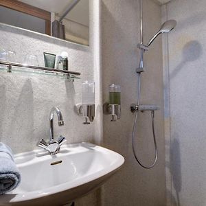 Camera con letto queen size